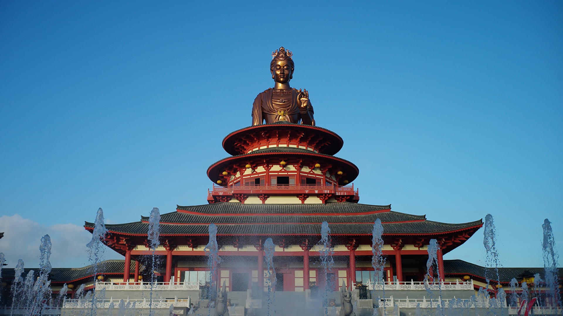 《鬼市探秘——华谊电影IP衍生出的实景游乐体验》
